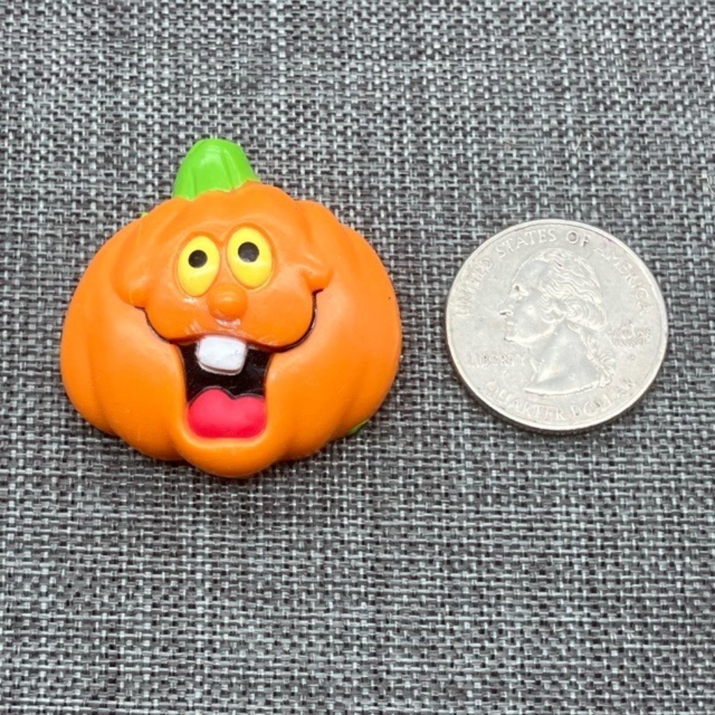 Vintage Russ Pumpkin Brooch Pin Halloween Goofy Expression Toothy Grin Orange